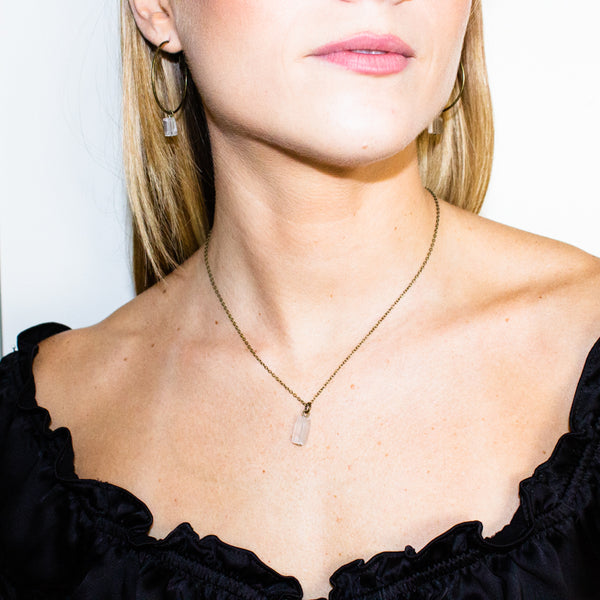 How to Wear a Quartz Necklace
