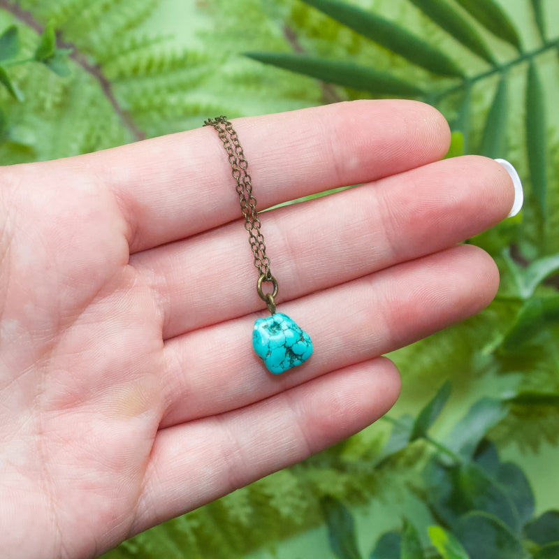 Tiny on sale turquoise necklace