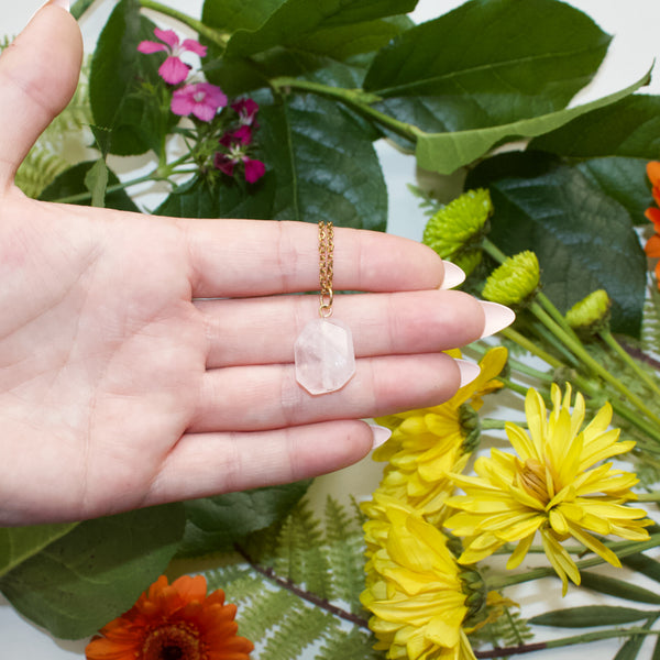 Soft Reflection Necklace