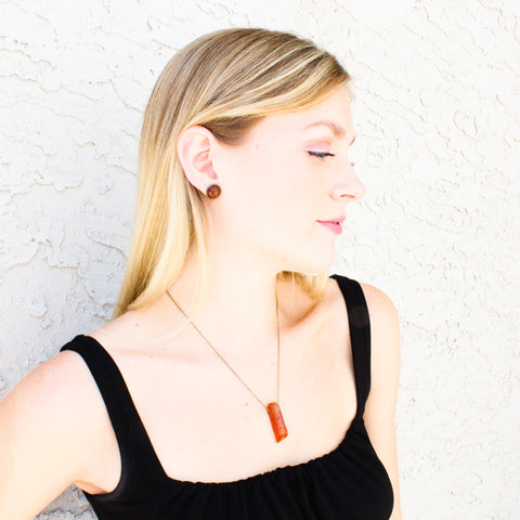 How to wear a sacral chakra necklace